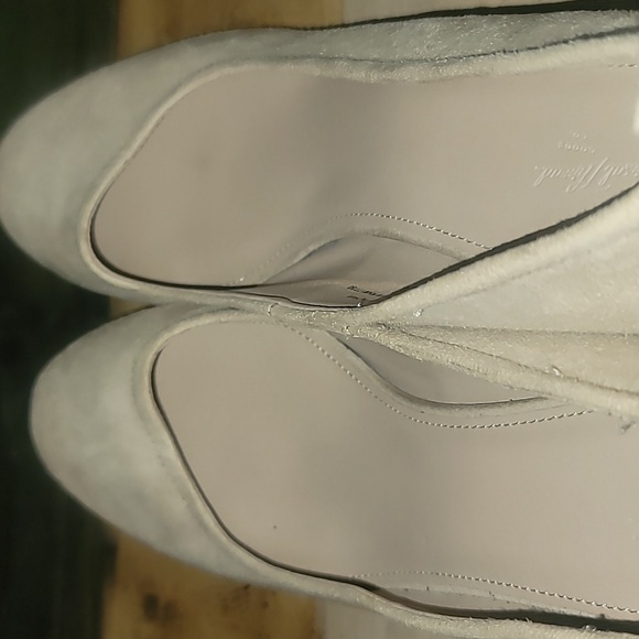 Universal Thread Faux Suede Stacked Heel Lenora - Picture 6 of 6